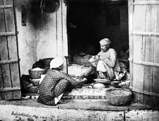 La tienda de Banya, 1863